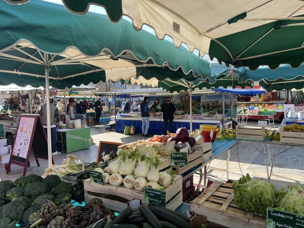 photo du marché hebdomadaire