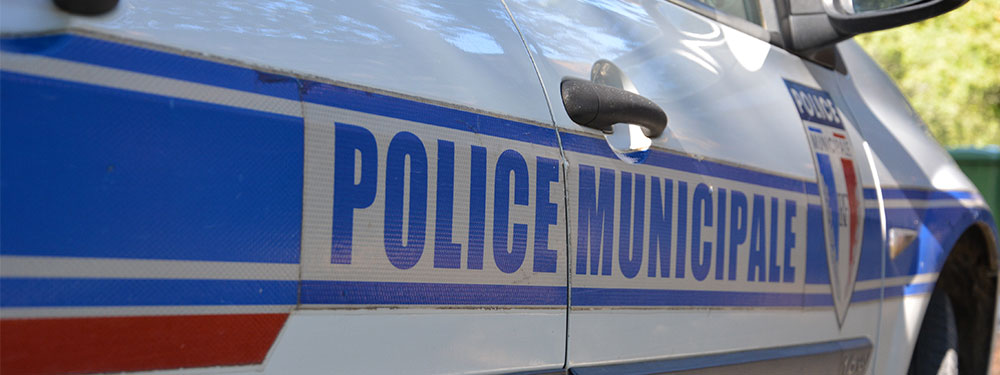 Voiture de police municipale