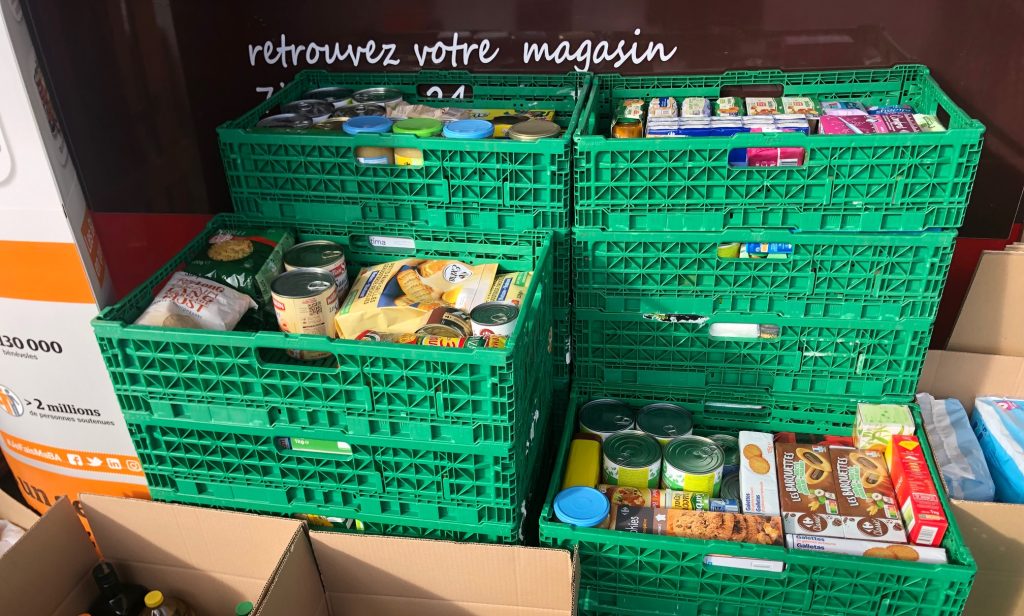 Photo de la collecte de la Banque alimentaire à Venelles