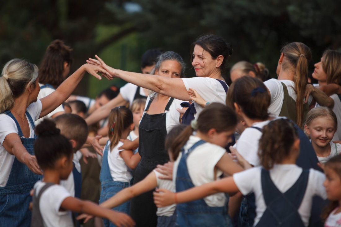 Danse de la courbe te la plume