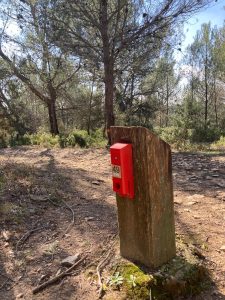 Balise du parcours d'orientation au parc des sports Maurice Daugé